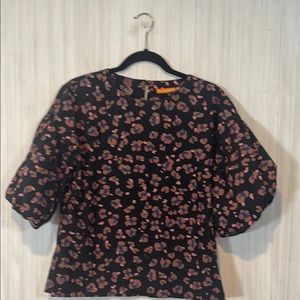 TUCKERNUCK OLIPHANT LEOPARD PRINT PUFF SLEEVE SMALL b1